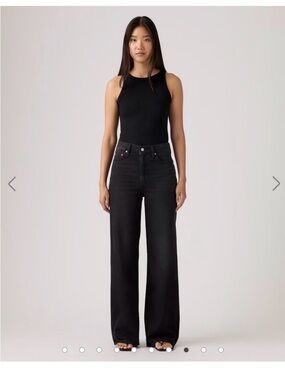 Levi’s Ribcage Wideleg, black 25x34 worn once